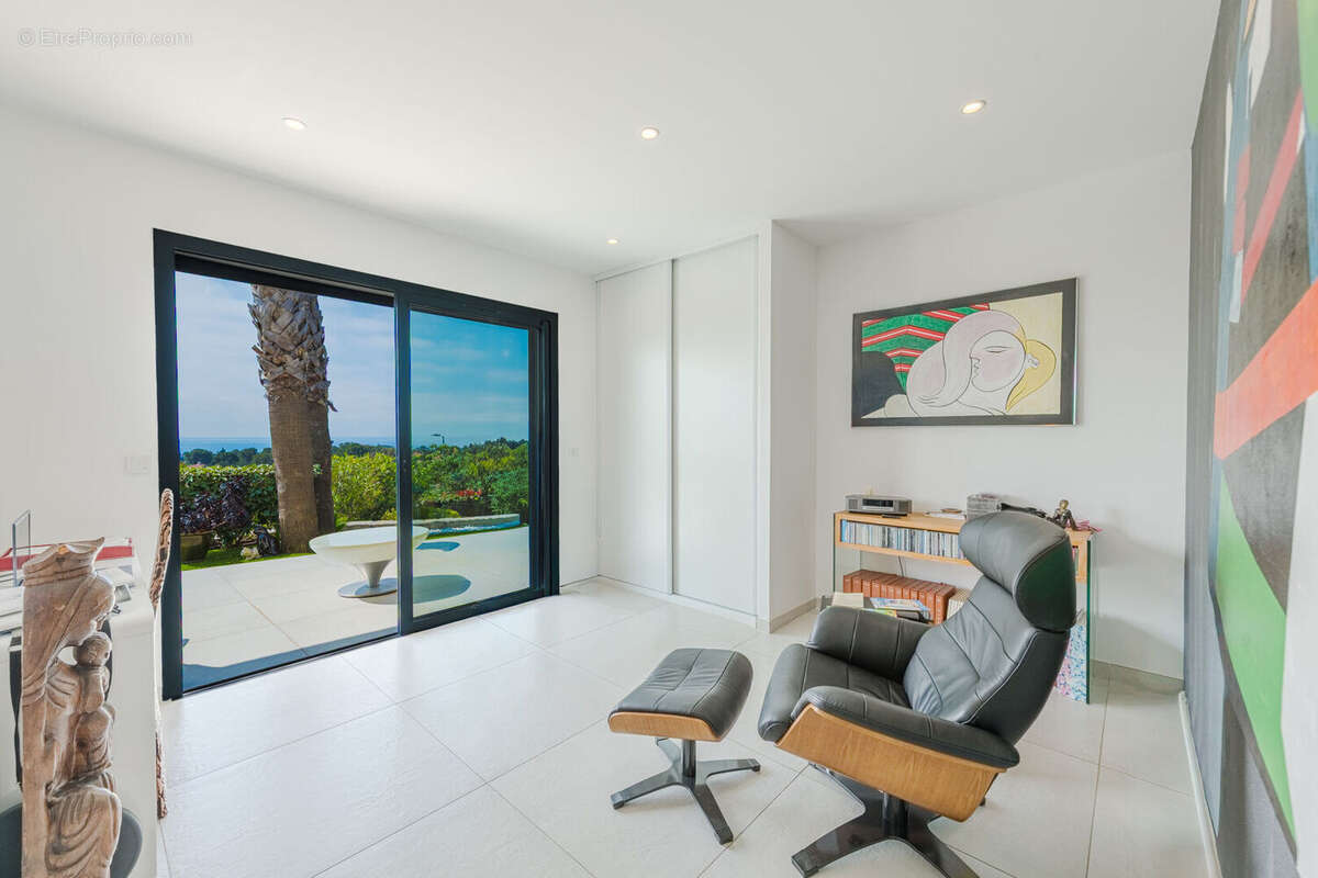 Saint raphael les plaines  appartement 4p vue mer - photo 12