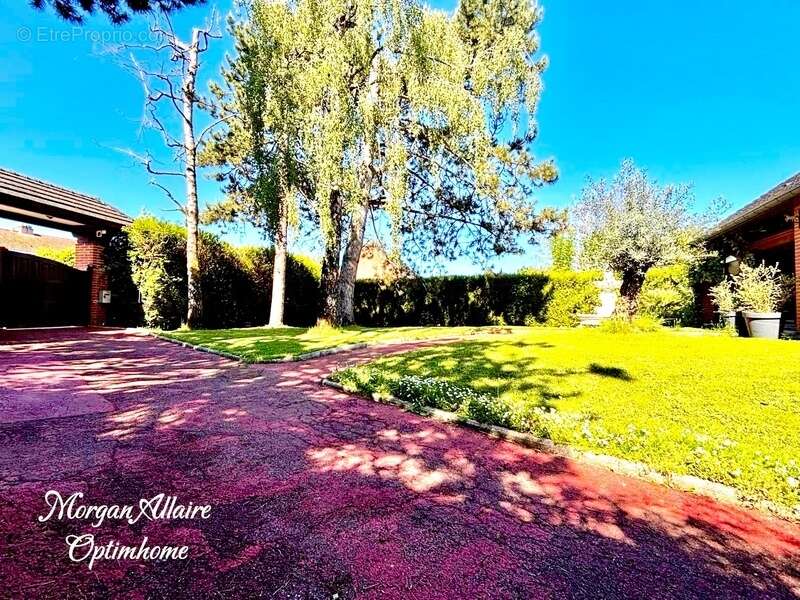 Maison à vendre 10 pièces FOURMIES (59) - photo 7