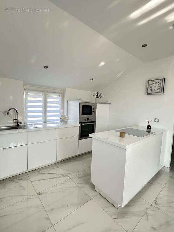 Cuisine - Maison à ARNAGE