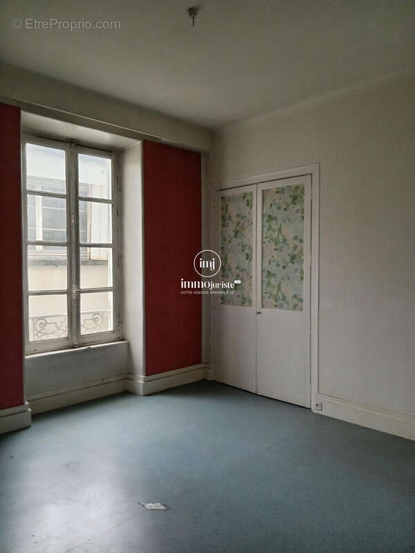 Appartement 98 m² à Limoges  - photo 6