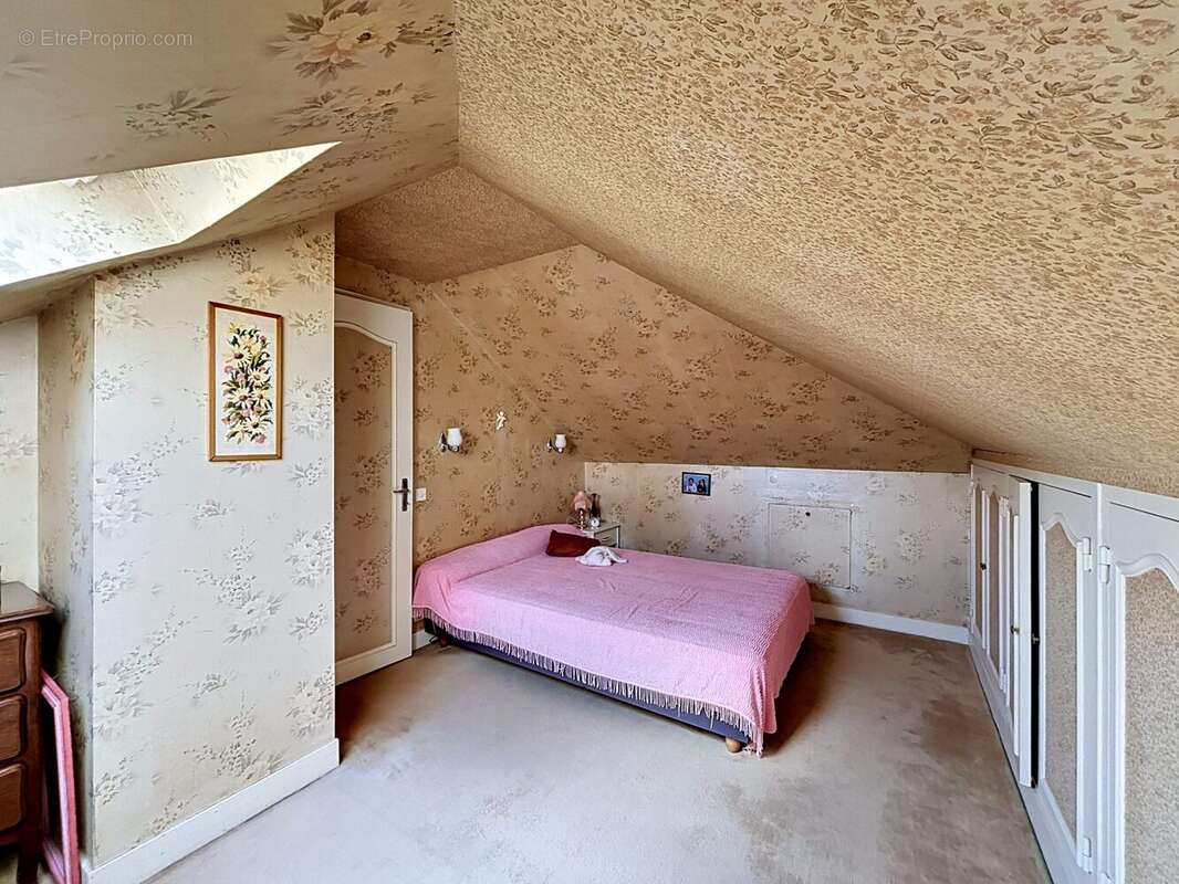 Maison 84 m² à Villebarou  - photo 8
