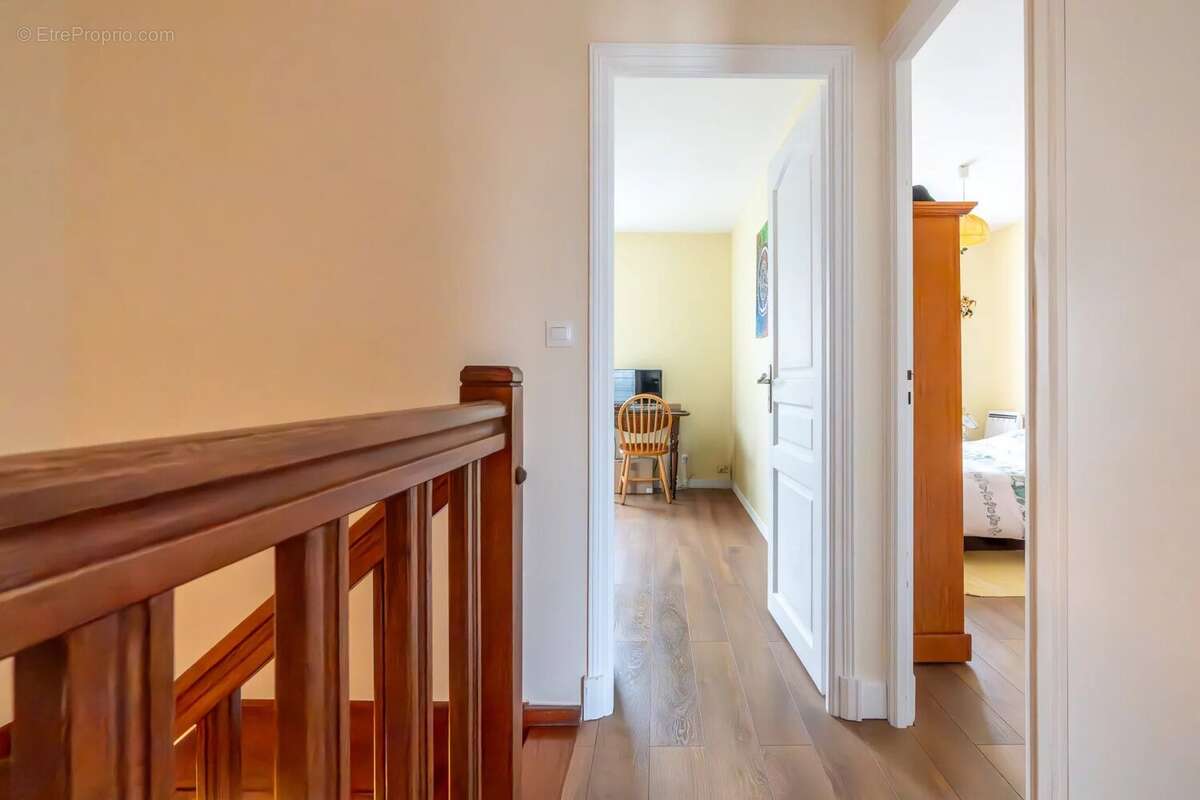 Maison à BRY-SUR-MARNE