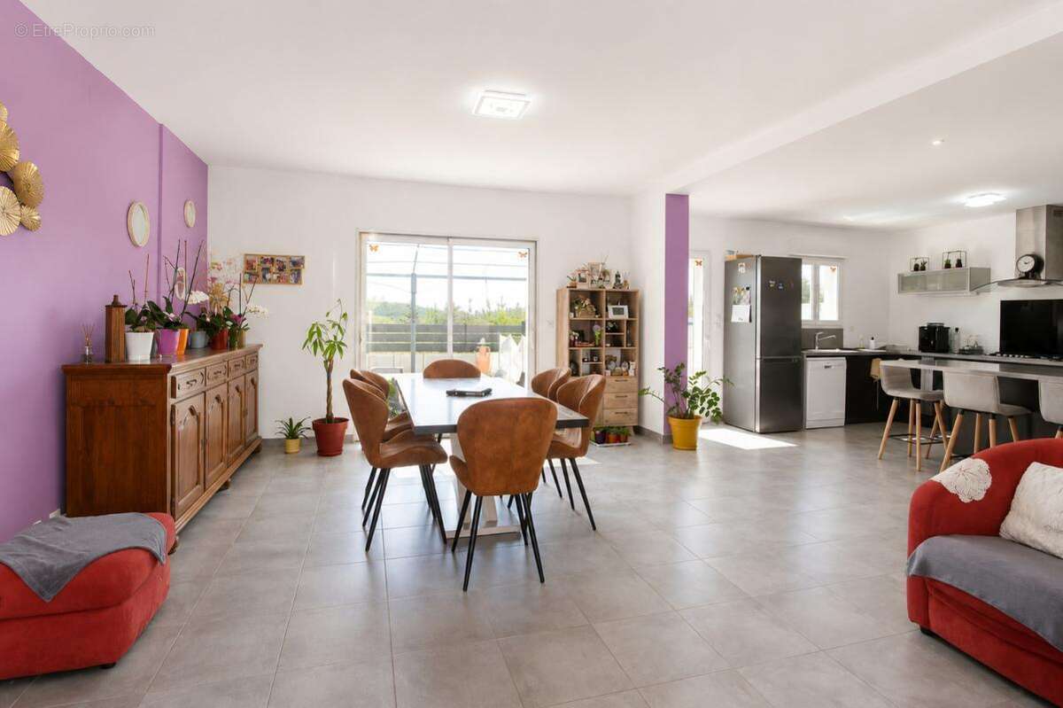 Maison Montredon Des Corbieres 5 pièce(s) 128.44 m2 - photo 3