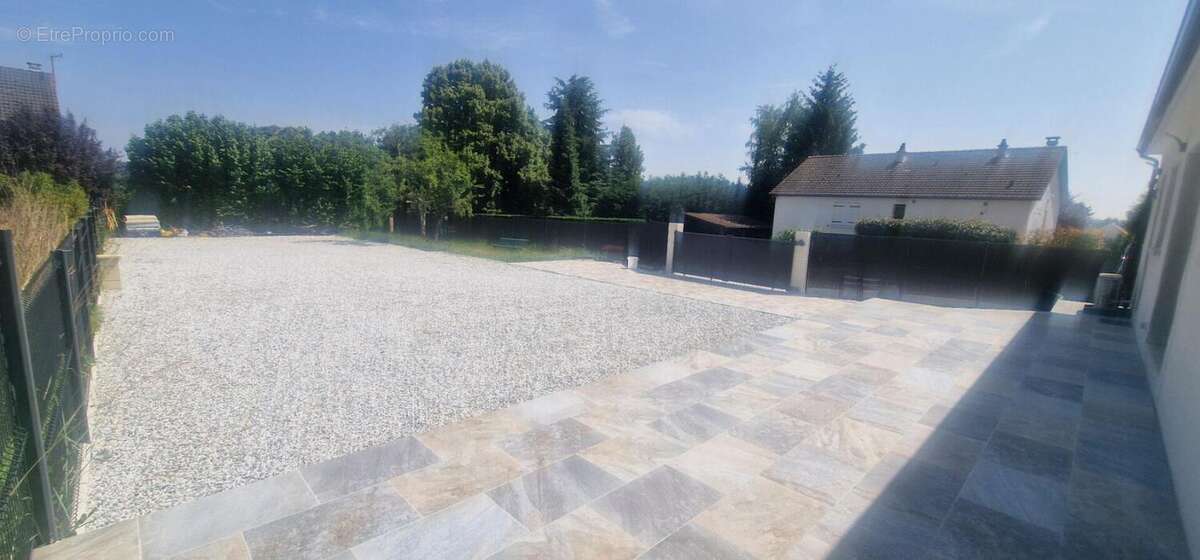 Maison à NOYERS-SUR-CHER