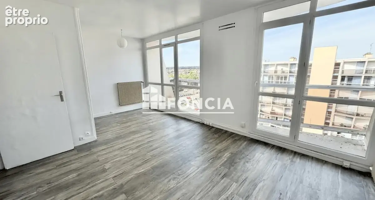 Appartement à PLAISIR
