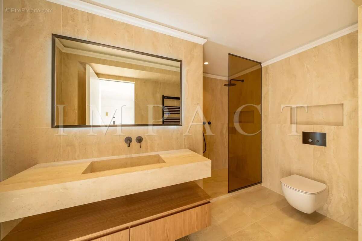 Juan-Les-Pins  Appartement 5P en duplex avec piscine et vue mer panoramique à vendre - photo 7