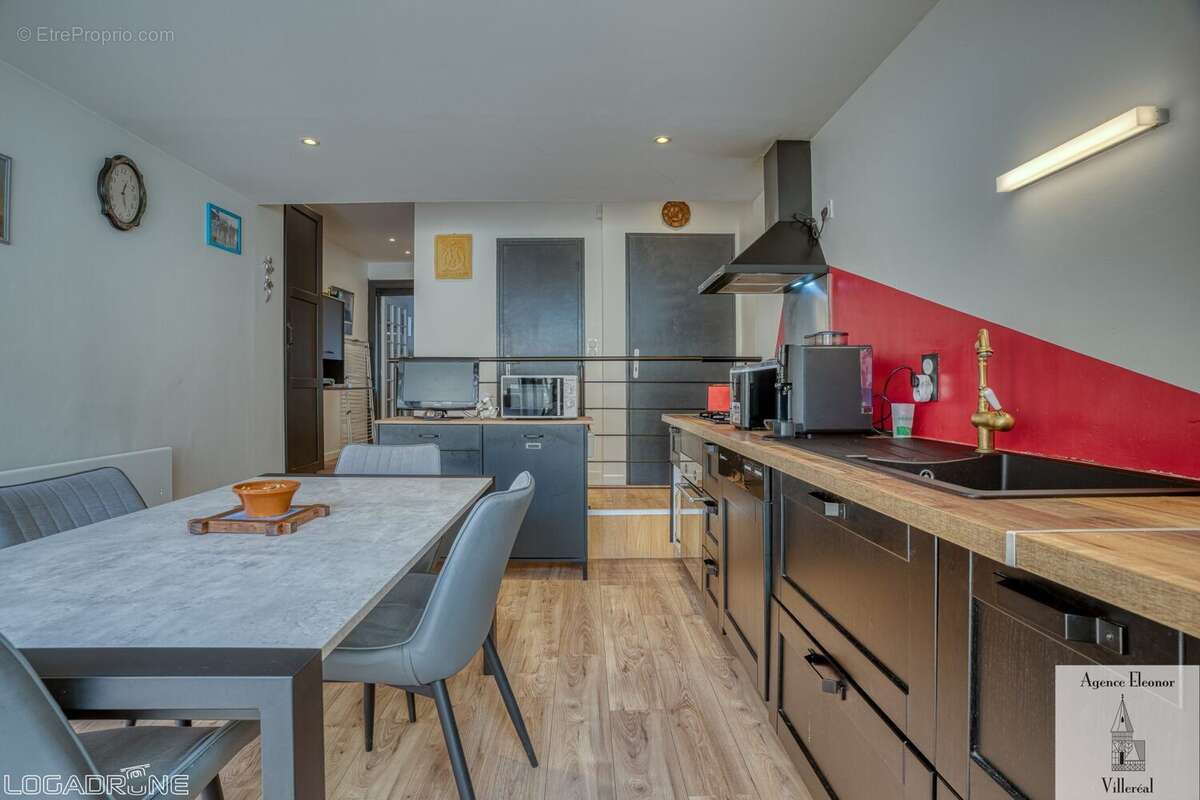 Maison 90 m² à Castillonnes  - photo 7