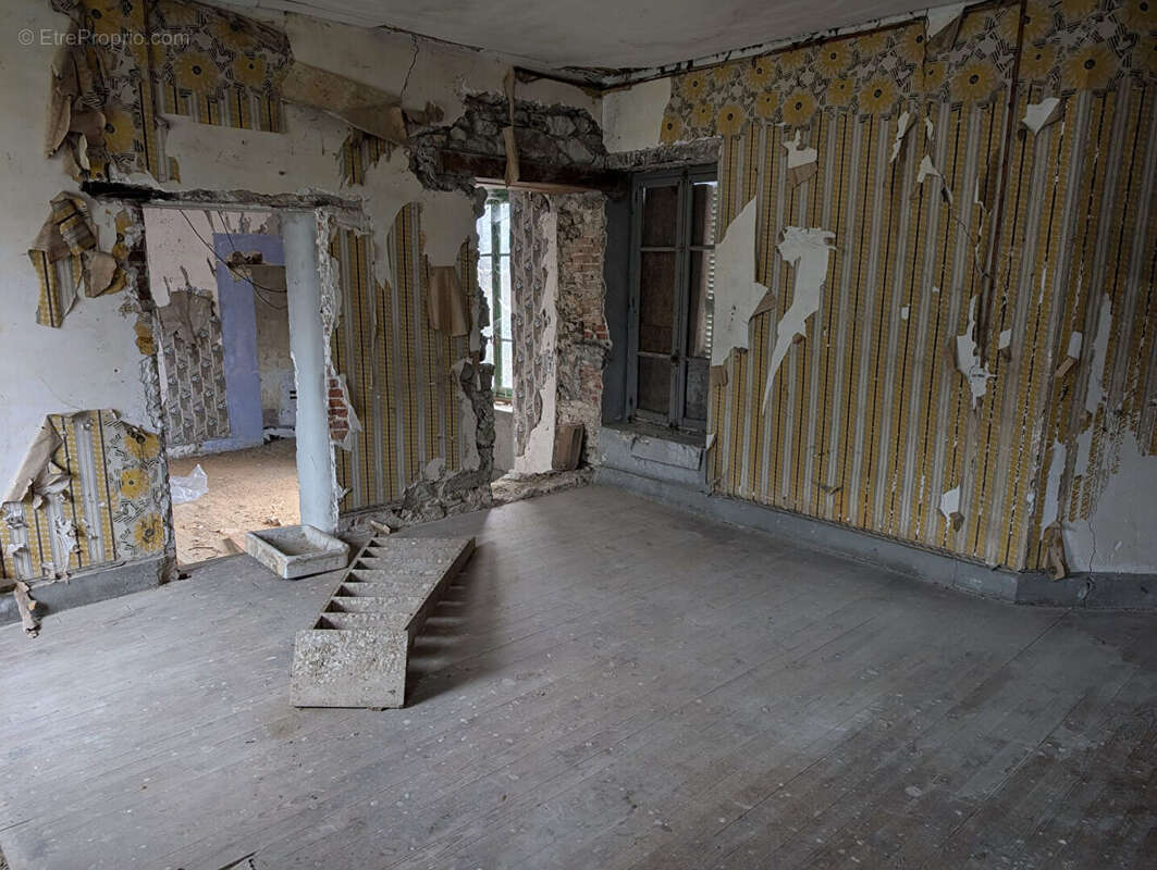 Maison à PONT-EVEQUE