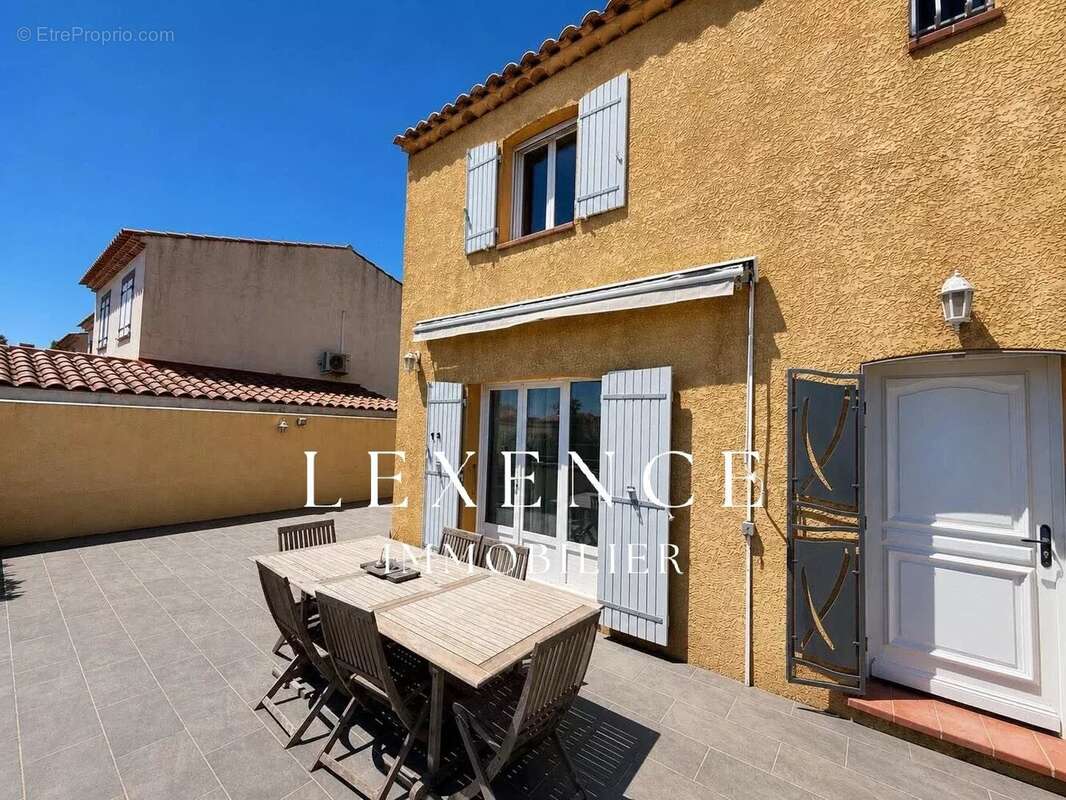 Maison à LA FARE-LES-OLIVIERS
