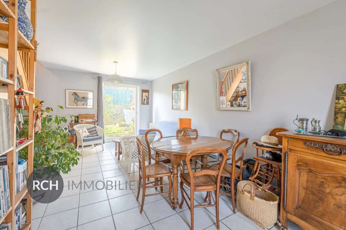 Maison à MONTFORT-L'AMAURY