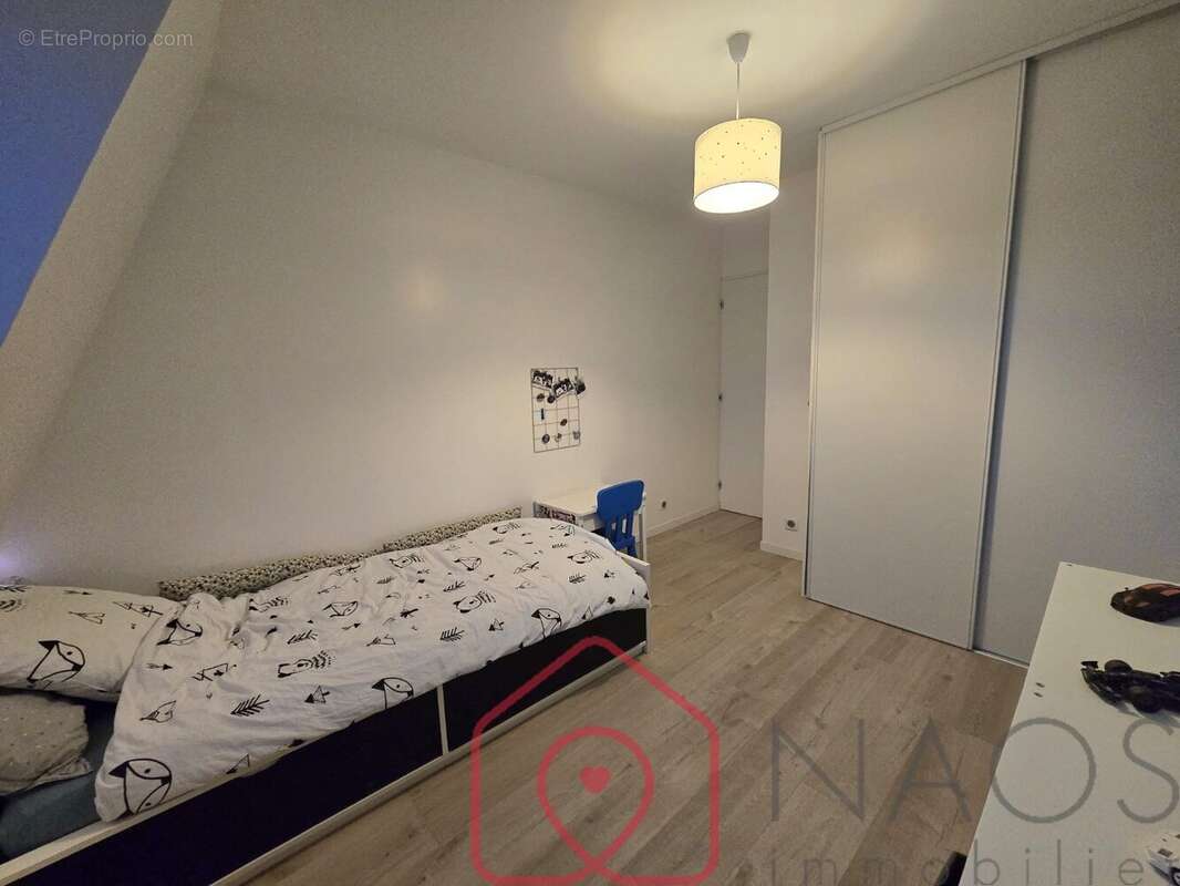 Appartement à LE PLESSIS-ROBINSON