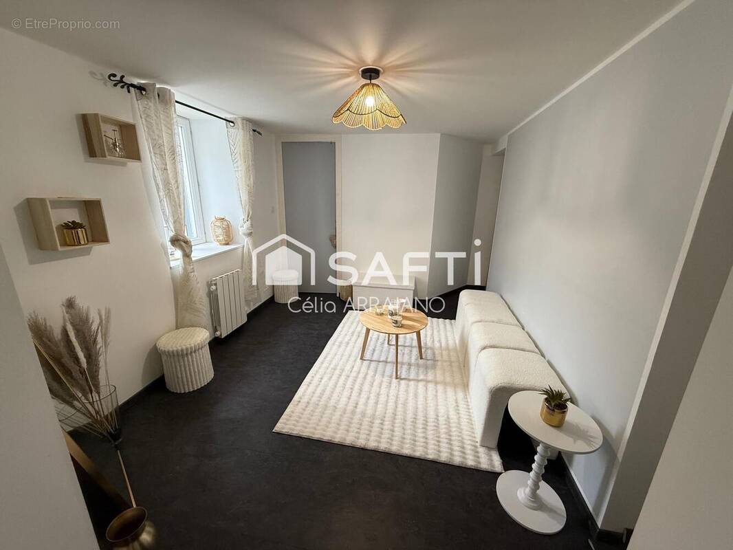 Photo 1 - Maison à LA MOUILLE