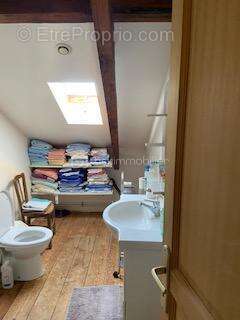 Maison à VILLECOMTAL-SUR-ARROS