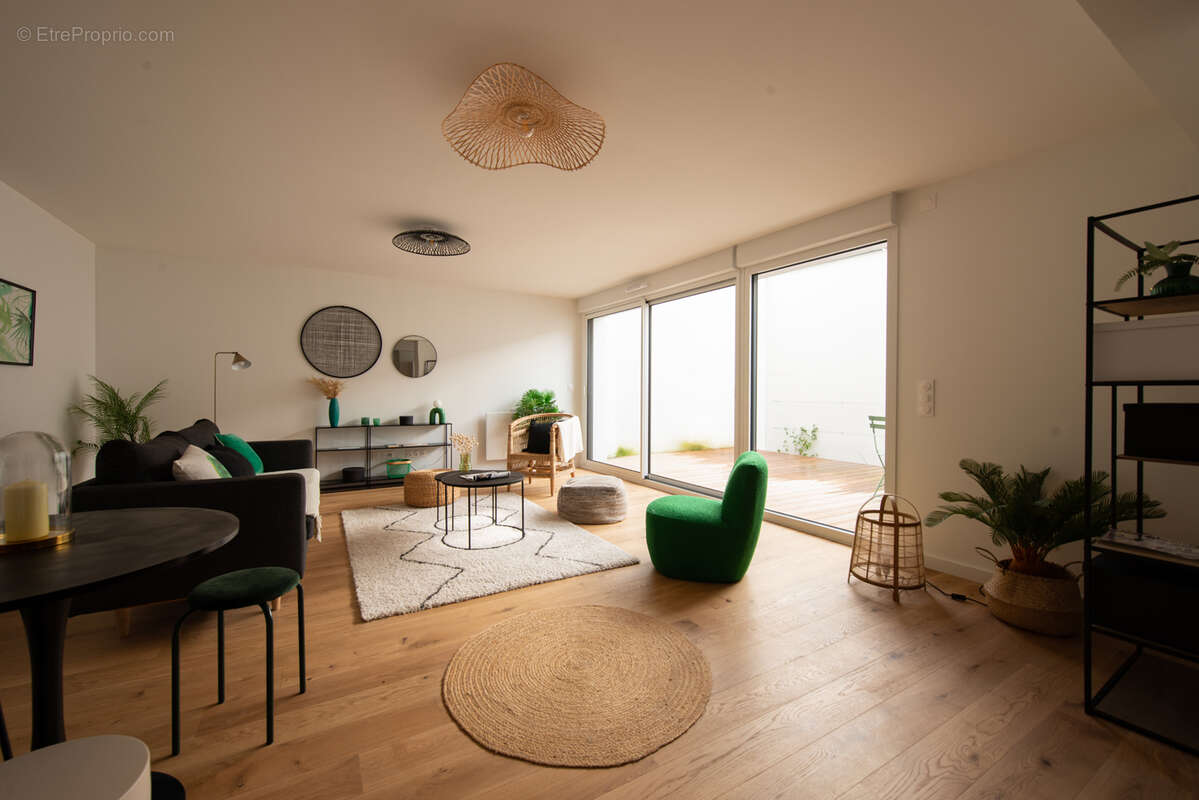 Appartement à BORDEAUX