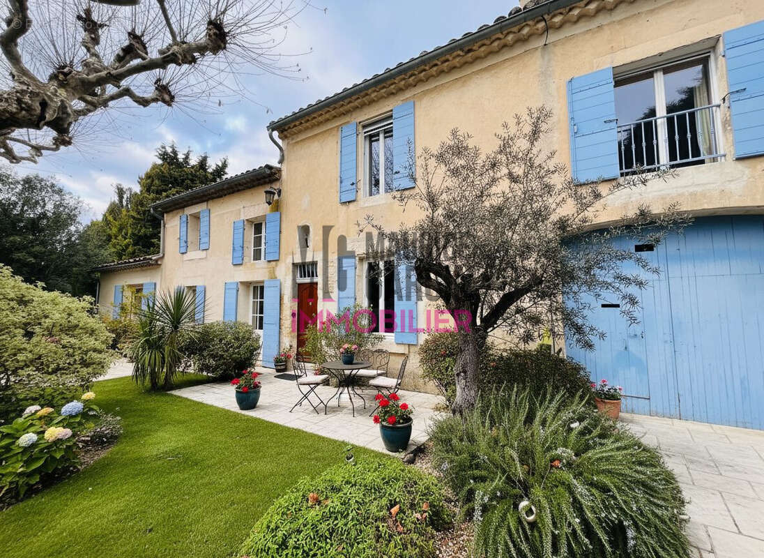 Maison à CHATEAURENARD