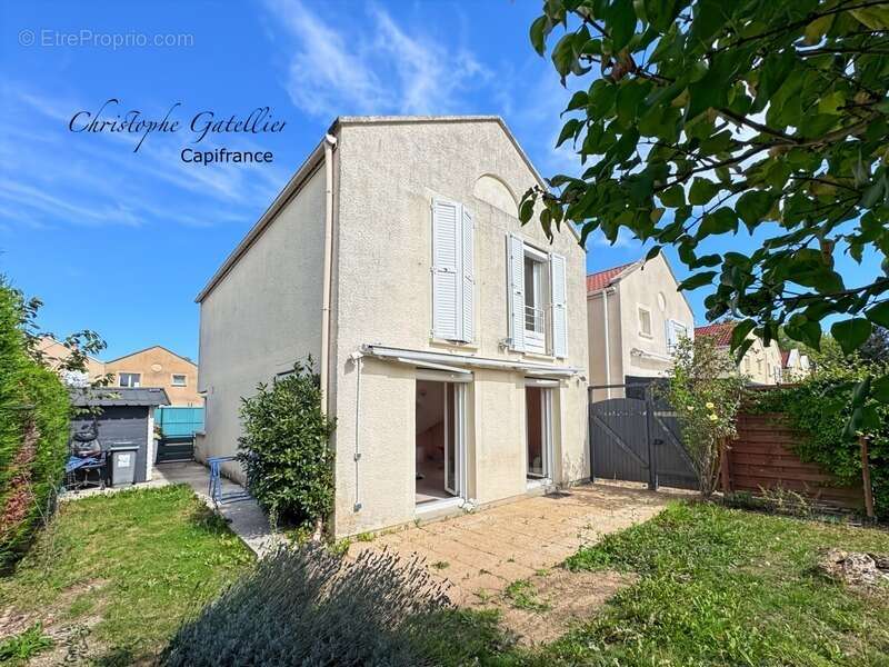 CENTRE VILLAGE - MAISON 4 pièces (3 chambres) - non Mitoyenne - photo 2