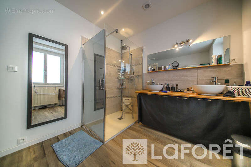 Appartement à CHORGES