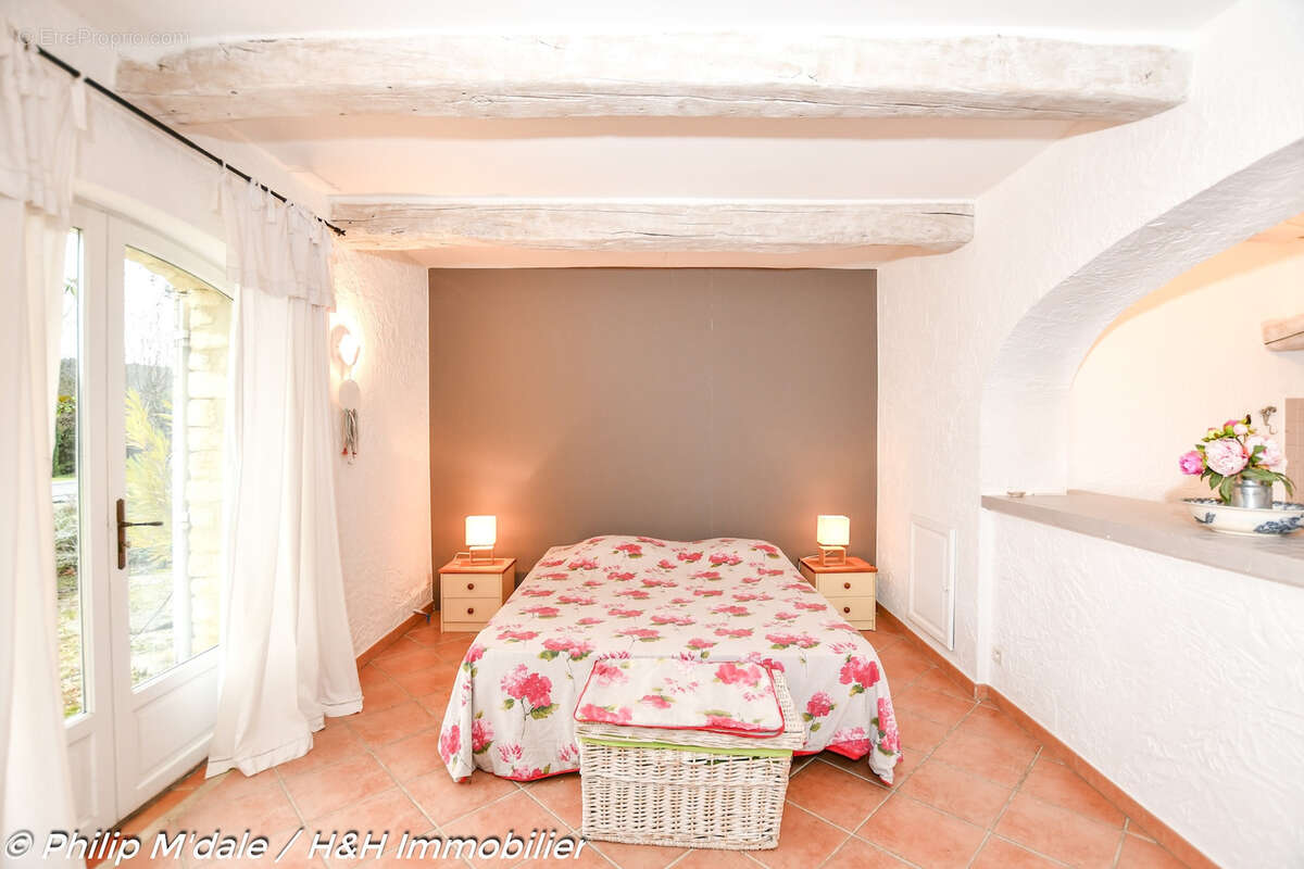 Maison à GORDES