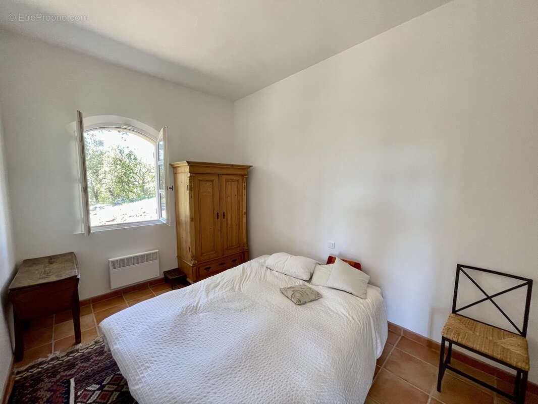 Maison à PLAN-DE-LA-TOUR