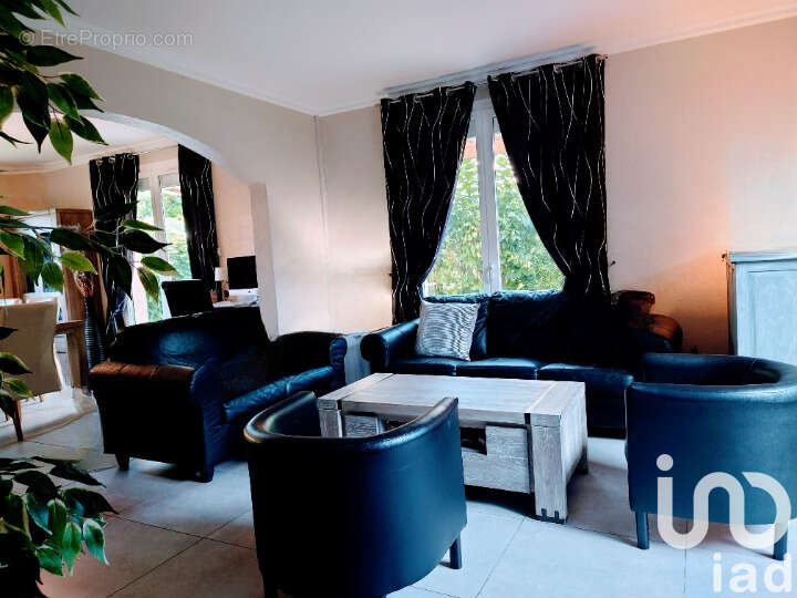 Photo 4 - Maison à COURCOURONNES