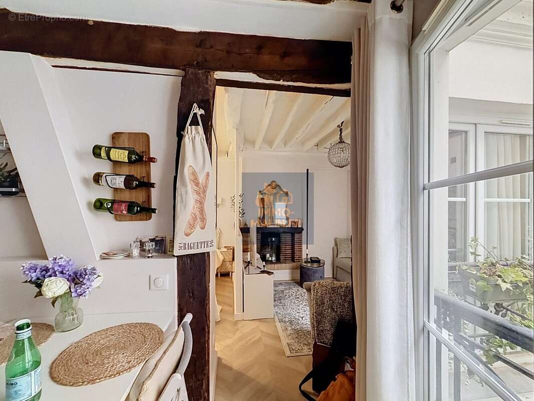Appartement à PARIS-4E