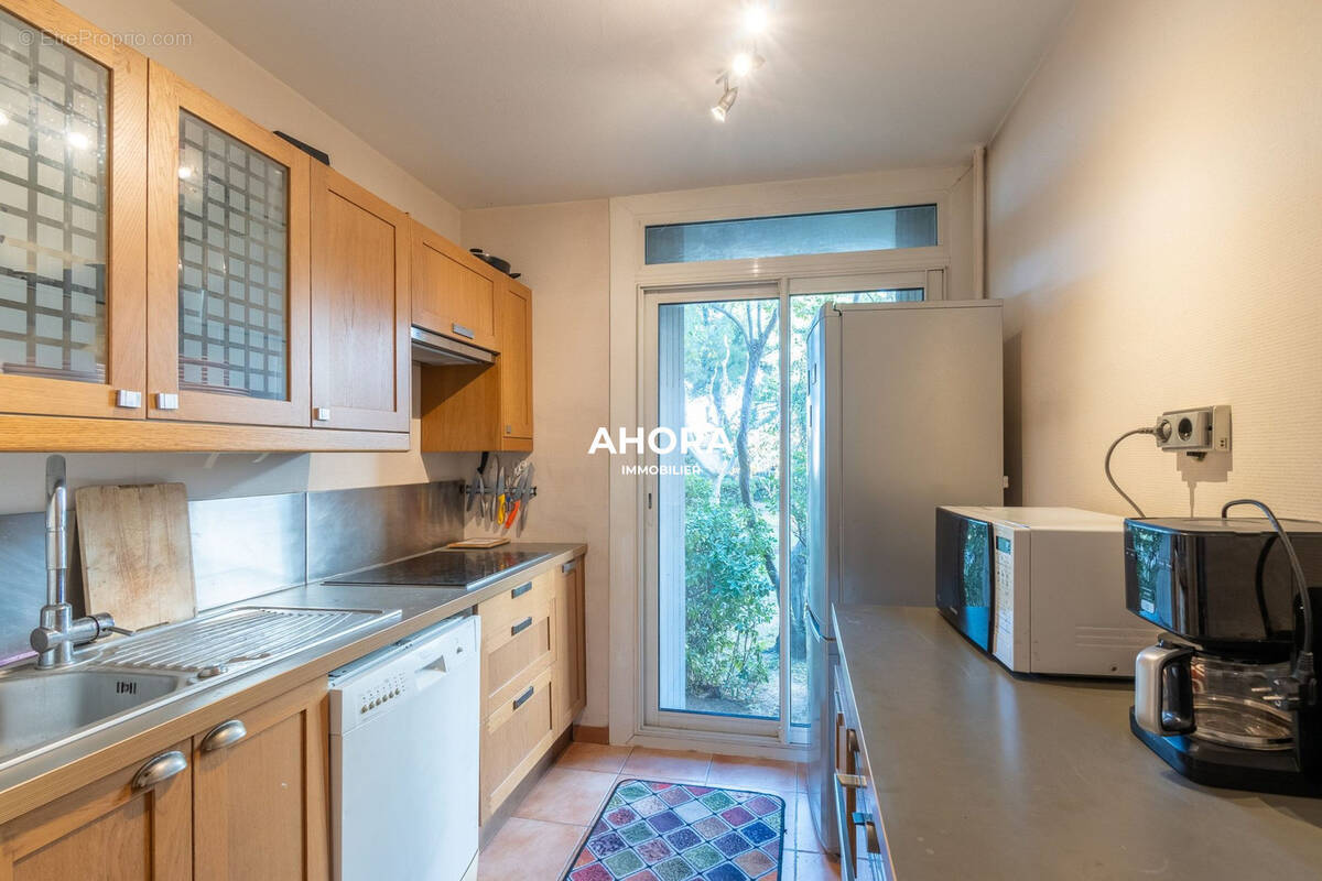 Appartement à MARSEILLE-8E