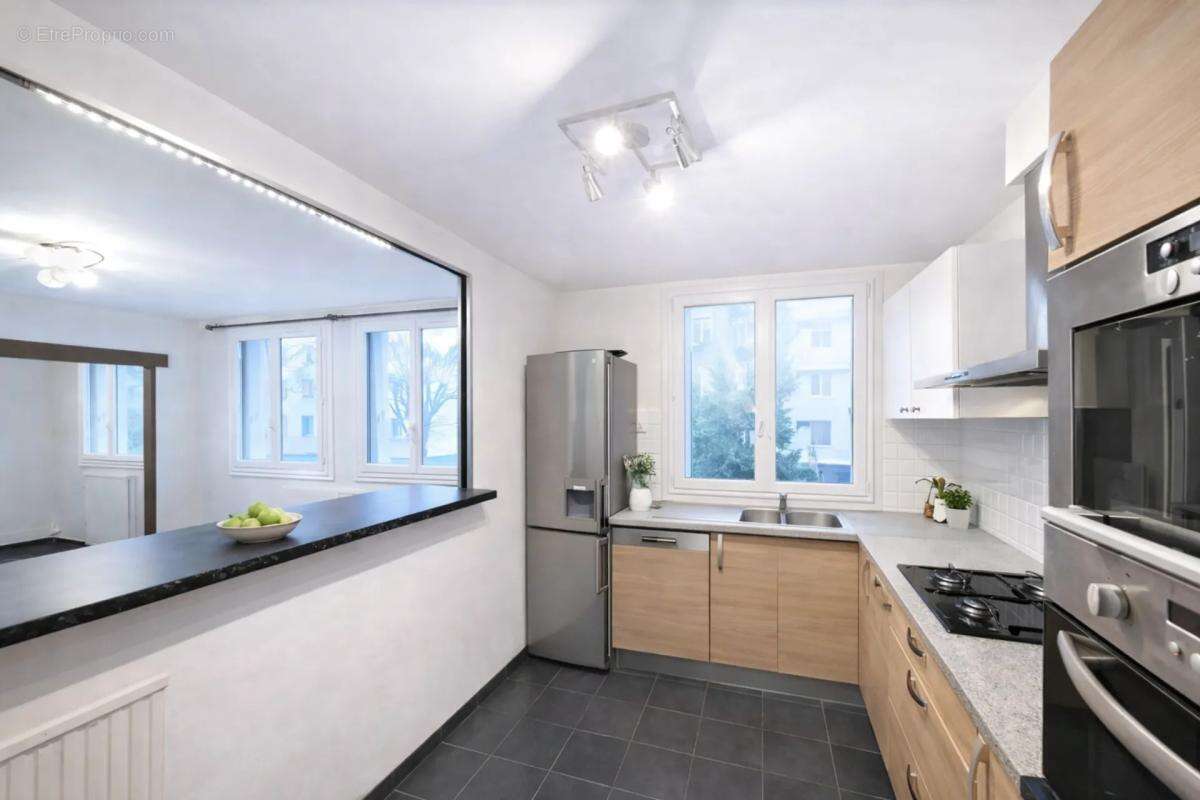 Appartement à VILLIERS-LE-BEL