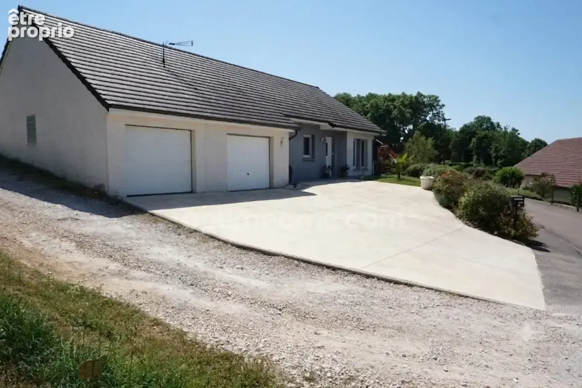 Secteur Vesoul, pavillon climatisé en plain pied avec garages pour 3 voitures et grande terrasse couverte - photo 6