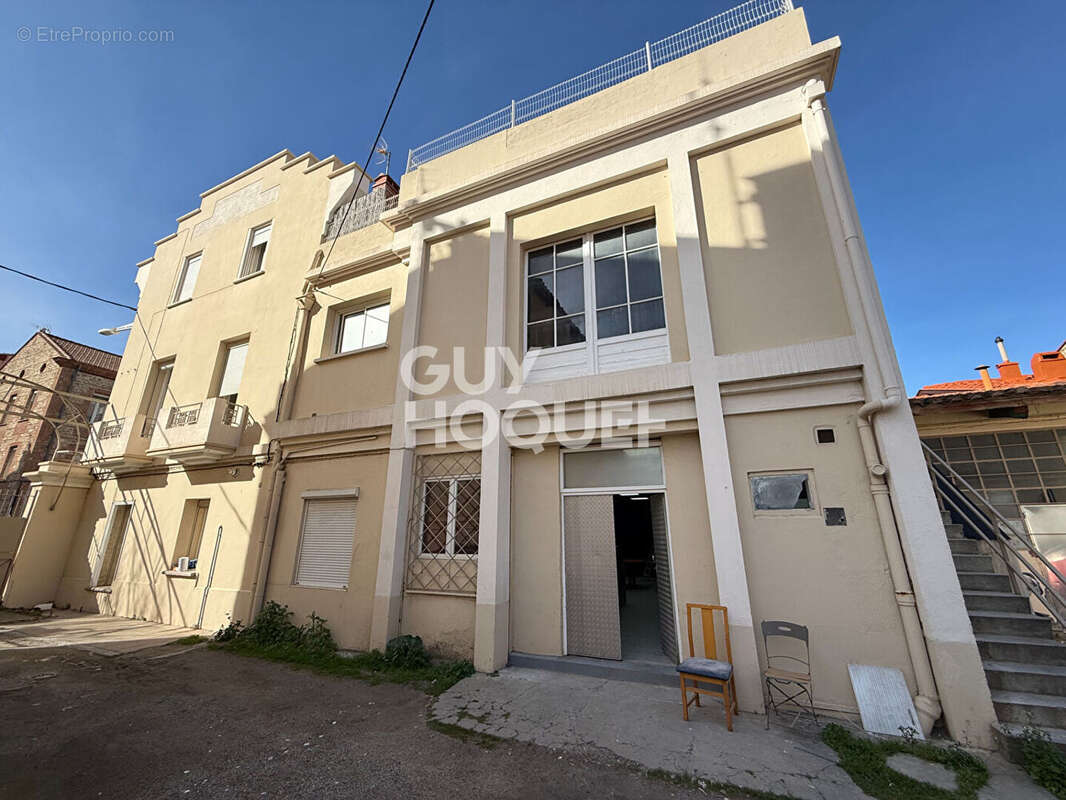 Immeuble de rapport - POUR INVESTISSEUR - A vendre à Perpignan (66000) Quartier Moyen Vernet - photo 6