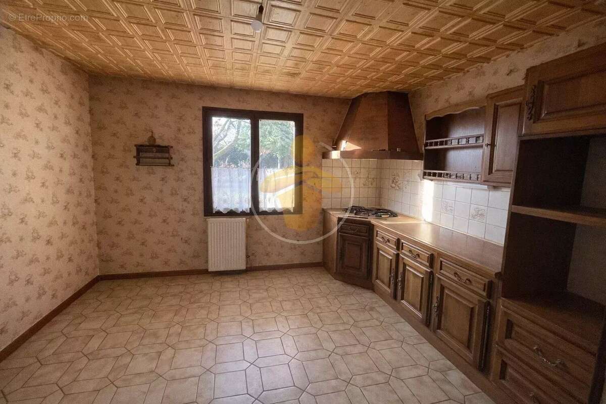 Maison à BERTAUCOURT-EPOURDON