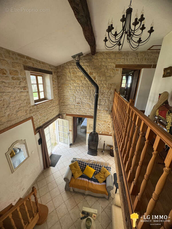 Maison à SAINT-SIGISMOND-DE-CLERMONT