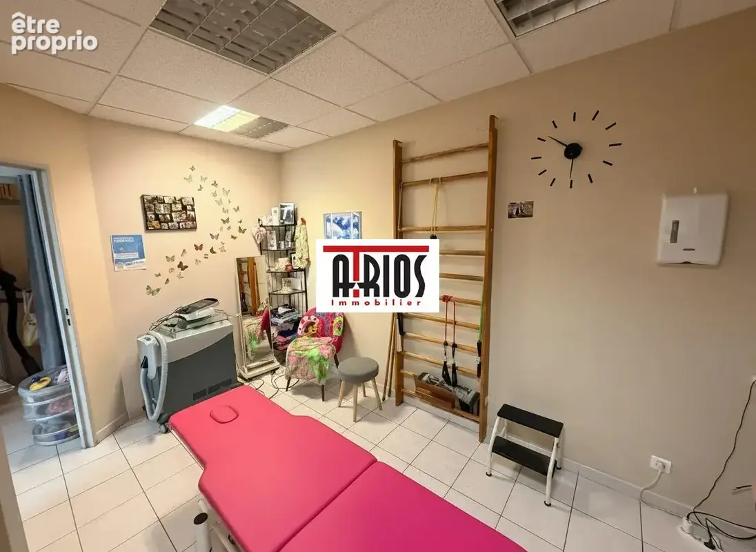 Commerce 60 m² à vendre à Hyeres (83400) - photo 5