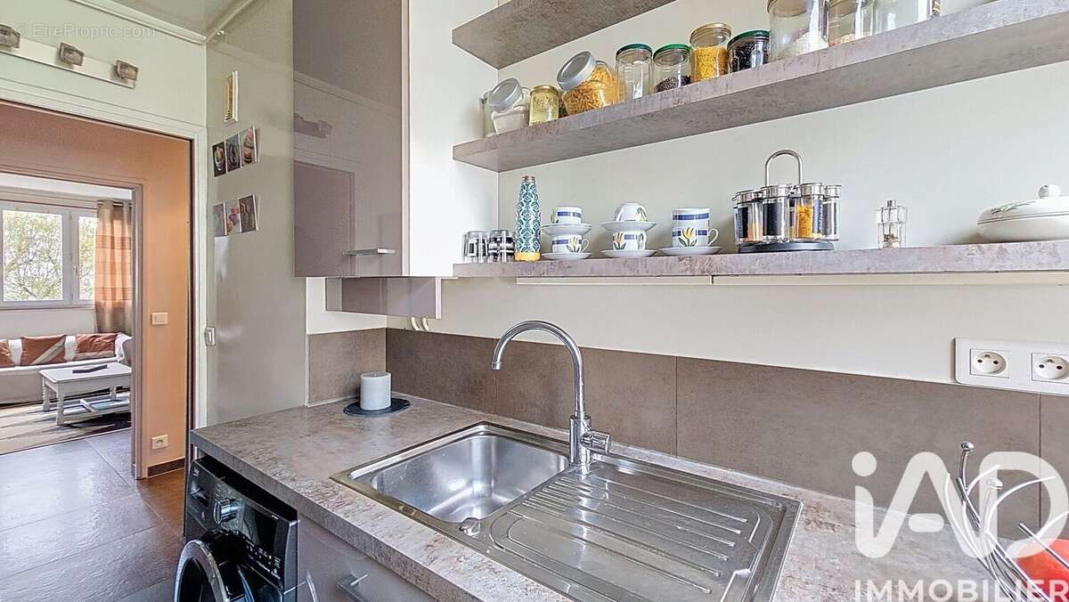 Photo 8 - Appartement à LE PLESSIS-ROBINSON