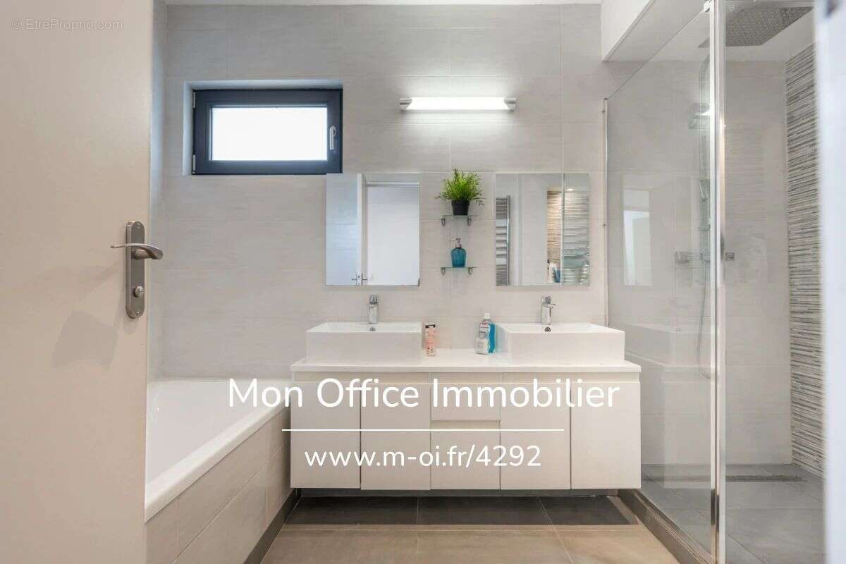 Référence : 6690-SIC. - EXCLUSIVITE Villa loft vue panoramique Saint Raphaël - photo 13