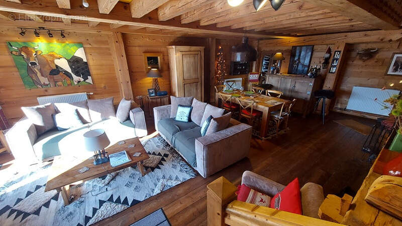 Maison à CHANTELOUVE