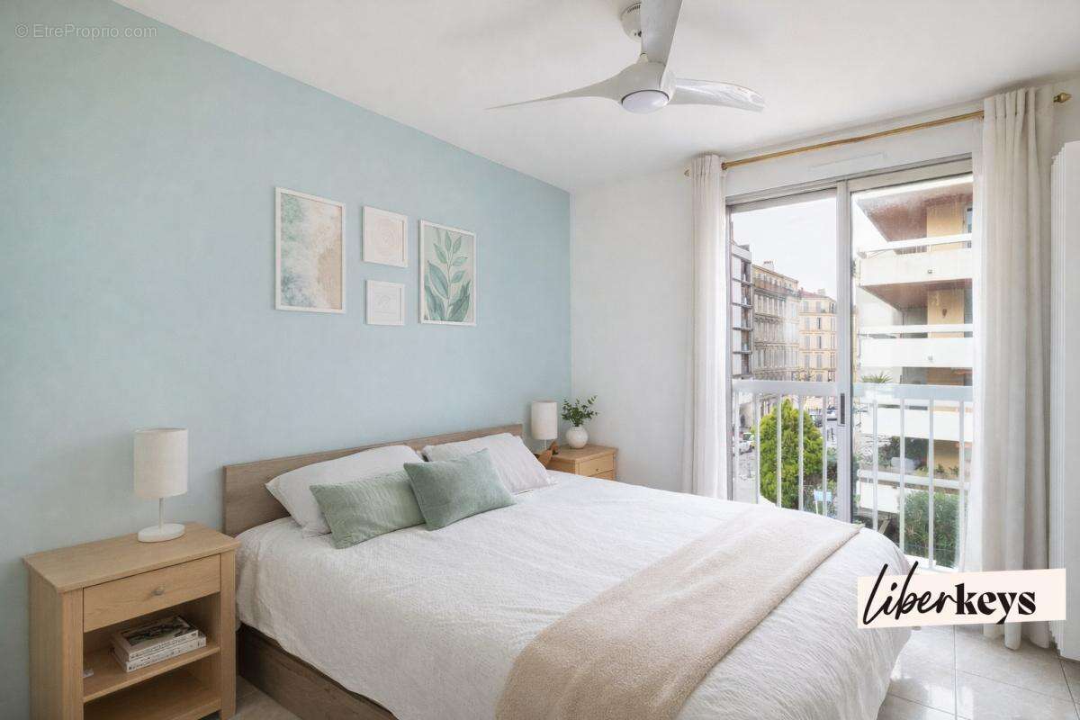 Appartement à MARSEILLE-2E