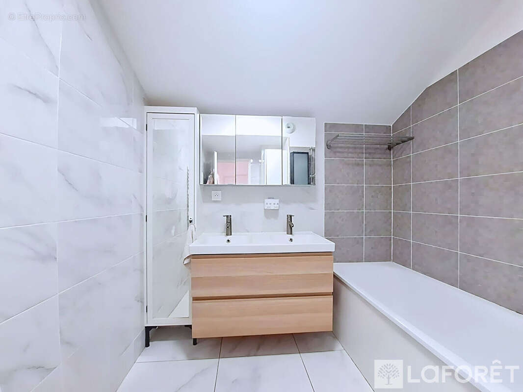 Appartement à VILLIERS-SUR-MARNE