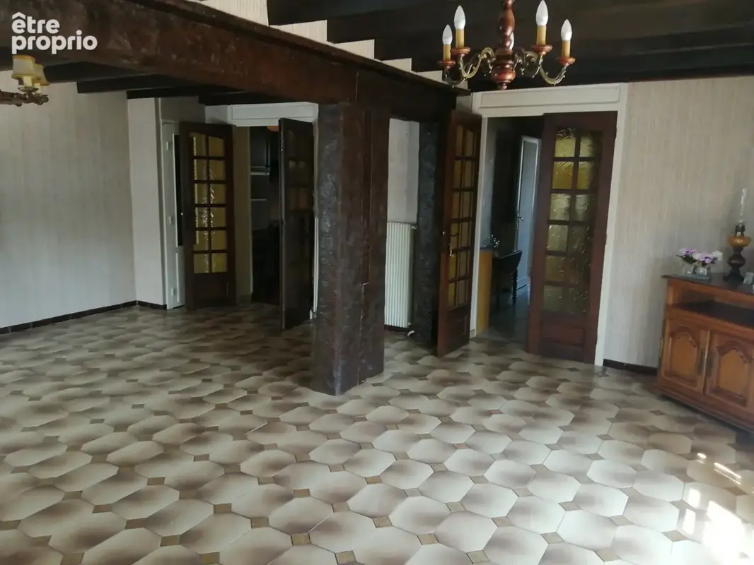 Maison 6 pièces 190 m² à vendre à Chateaugay (63119) - photo 3