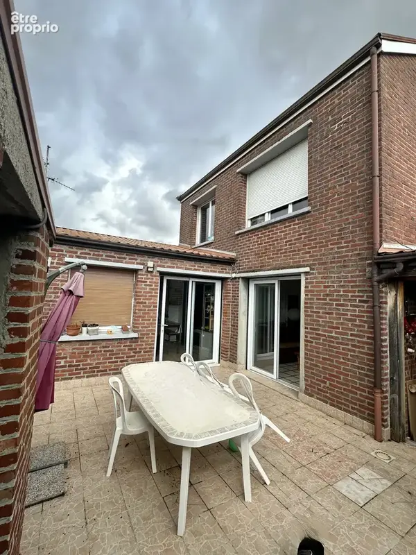 ESTREES- Maison individuelle d'environ 105 m2- 3 chambres-grenier-garage-atelier et jardin - photo 12