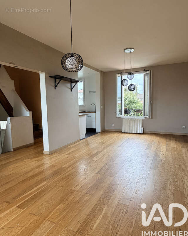 Photo 2 - Appartement à NEUILLY-SUR-MARNE