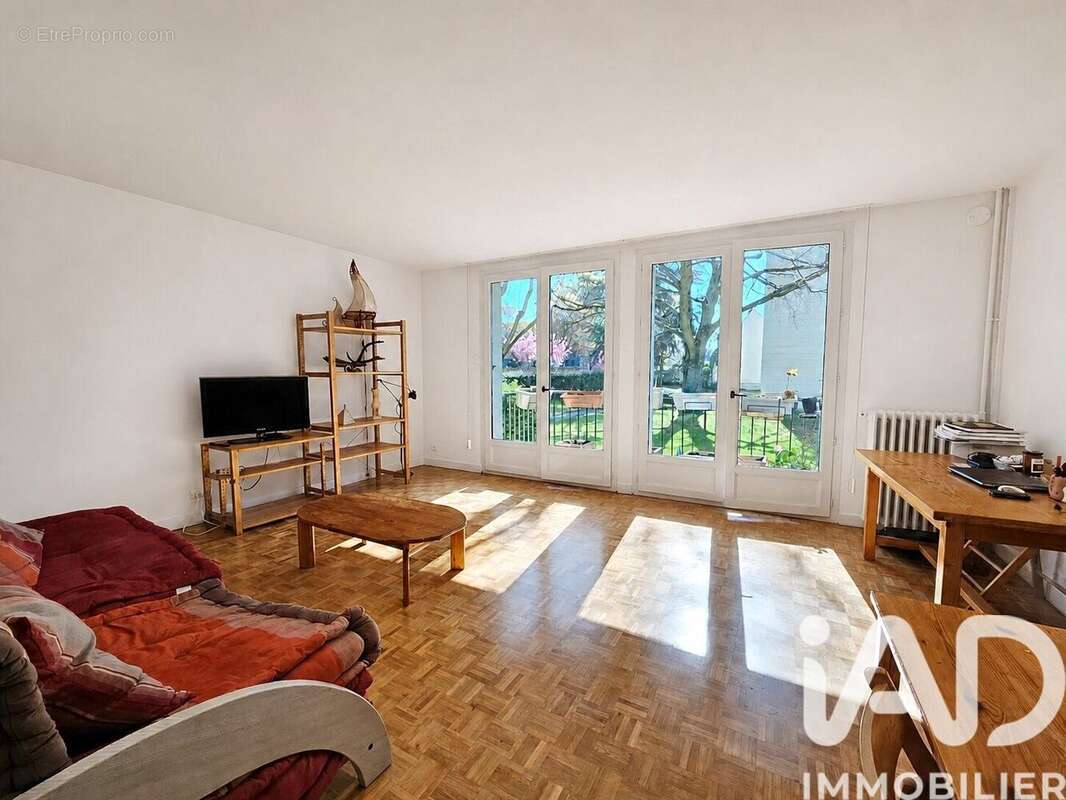 Photo 4 - Appartement à MARLY-LE-ROI