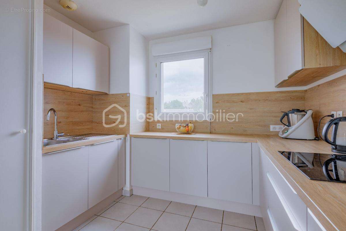 Appartement à DECINES-CHARPIEU