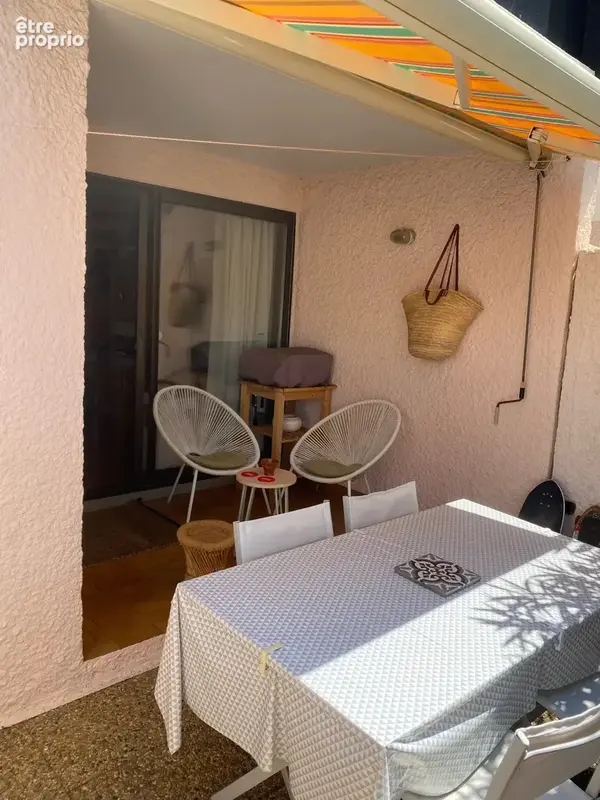 Rare et prisé   Studio cabine en RDC avec grande terrasse de 20 m2 (Vue parc, lac et montagne) - photo 4