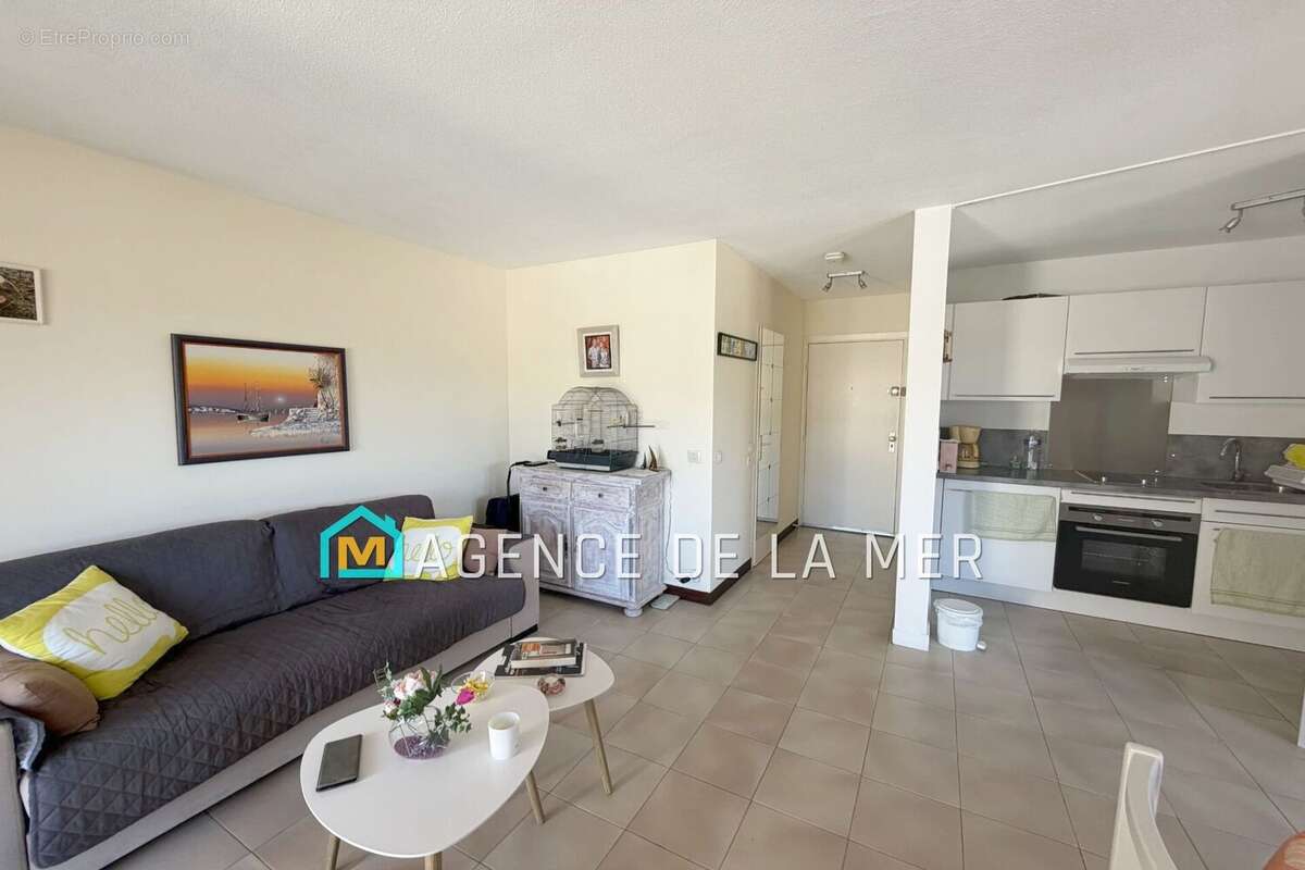 Appartement à MANDELIEU-LA-NAPOULE