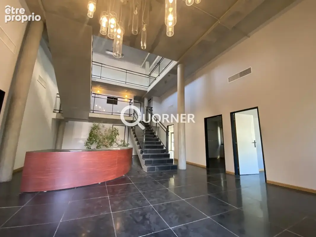 Commerce 407 m² à vendre à Frejus (83600) - photo 8