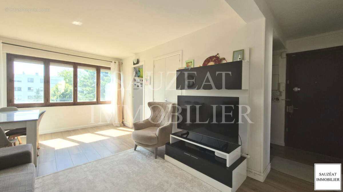 Appartement à BAGNEUX
