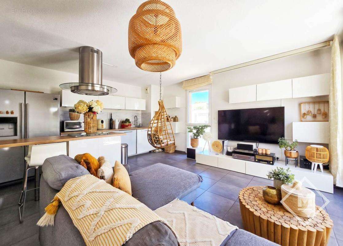 Appartement à MARSEILLE-13E