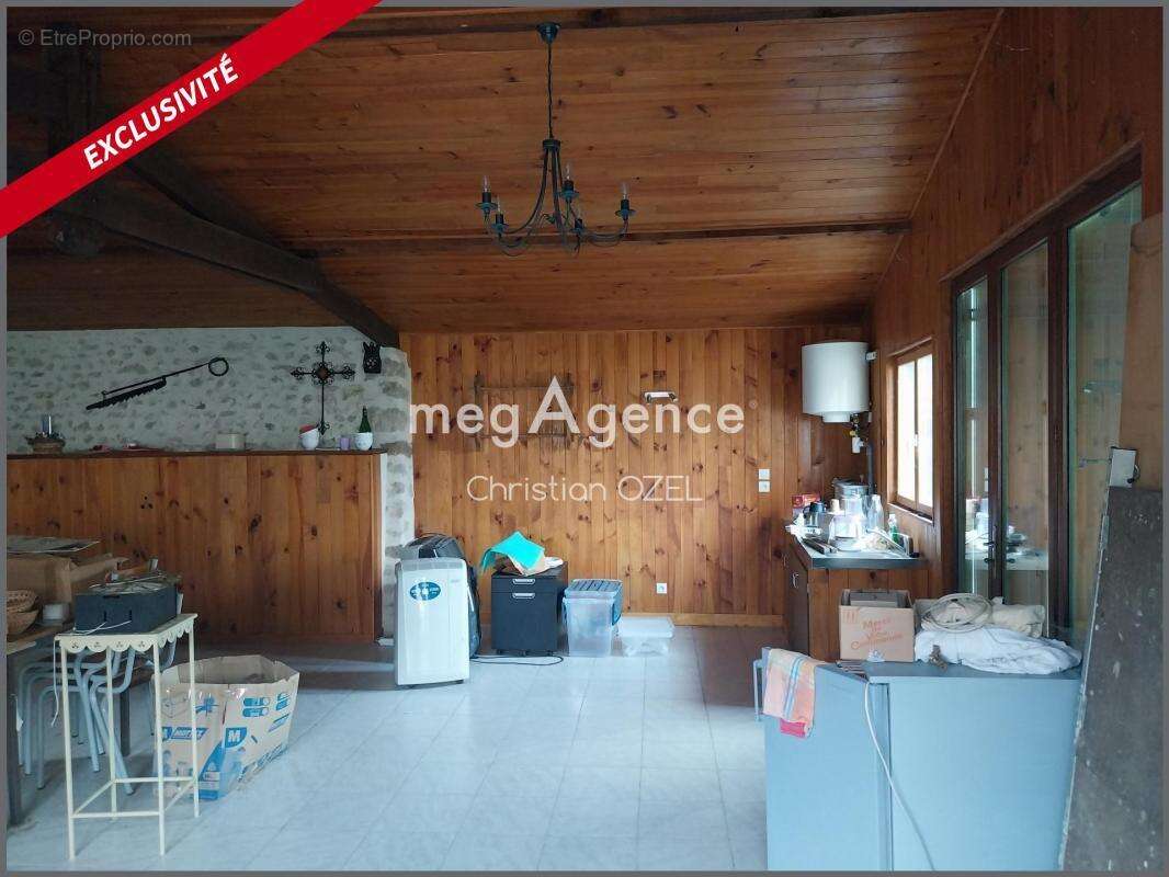 Maison à SAINT-LOUP-DE-NAUD