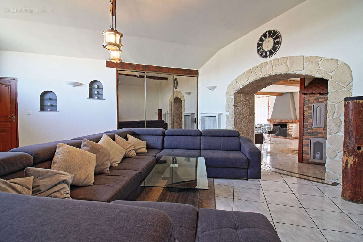 Maison à LA COTE-SAINT-ANDRE