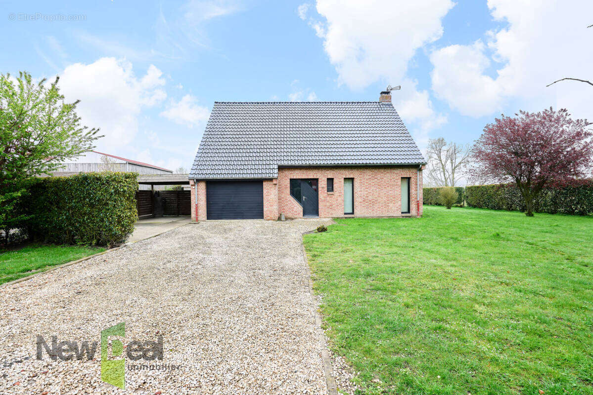 Maison à SARS-ET-ROSIERES